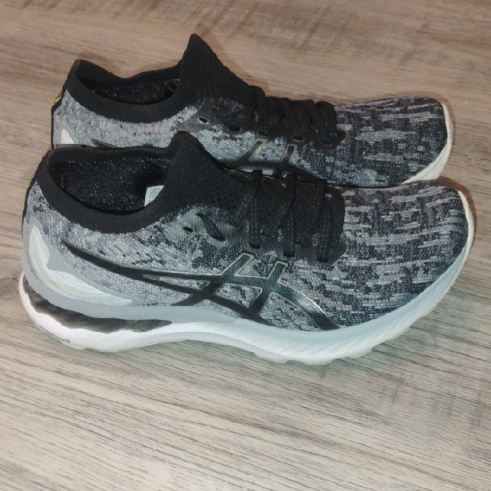 Asics Gel-nimbus 23 Black and Gray Athletic Sneakers Women Size 7